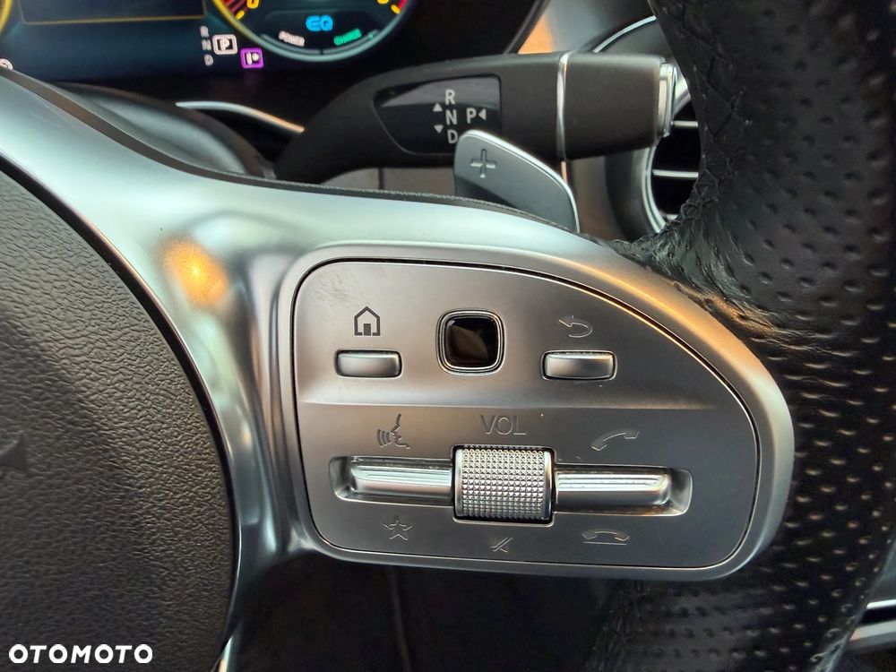 Mercedes-Benz Klasa C 200 9G-TRONIC AMG Line - 20