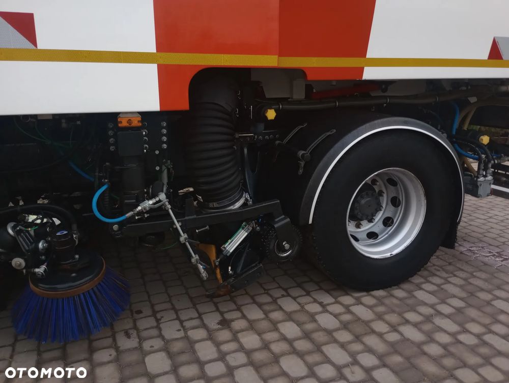 Renault D18 280 WIDE Zamiatarka Zoeller Semat  *2018* - 14