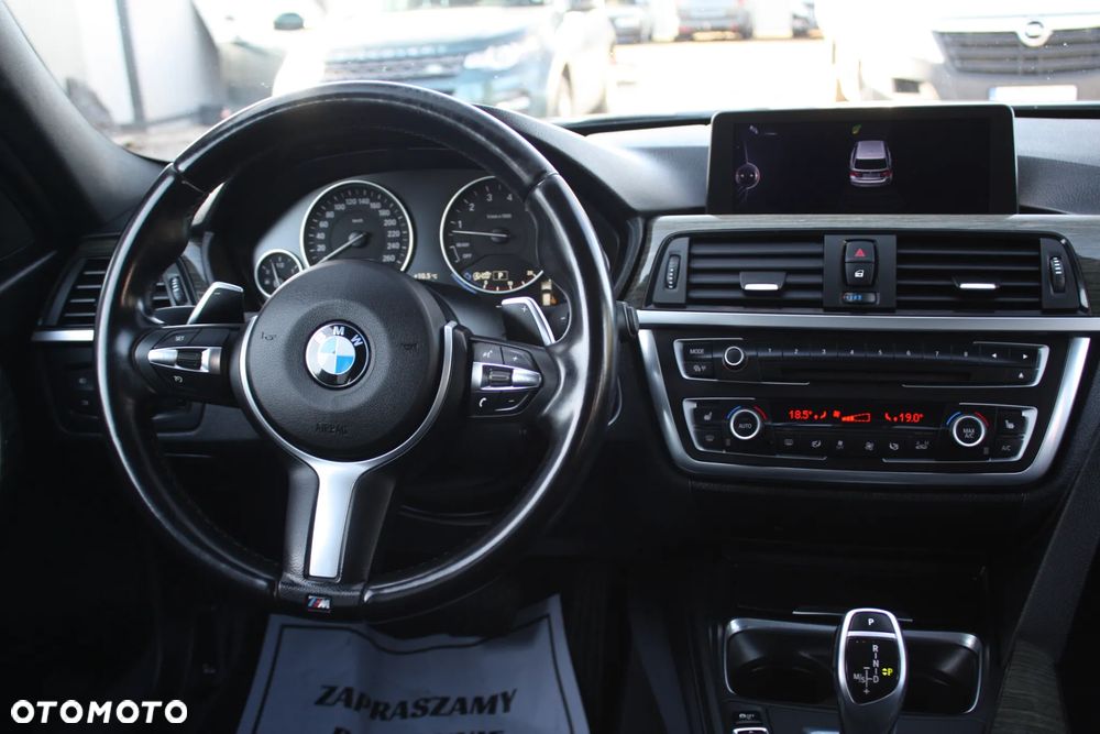 BMW Seria 3 328i Sport-Aut Luxury Line - 23