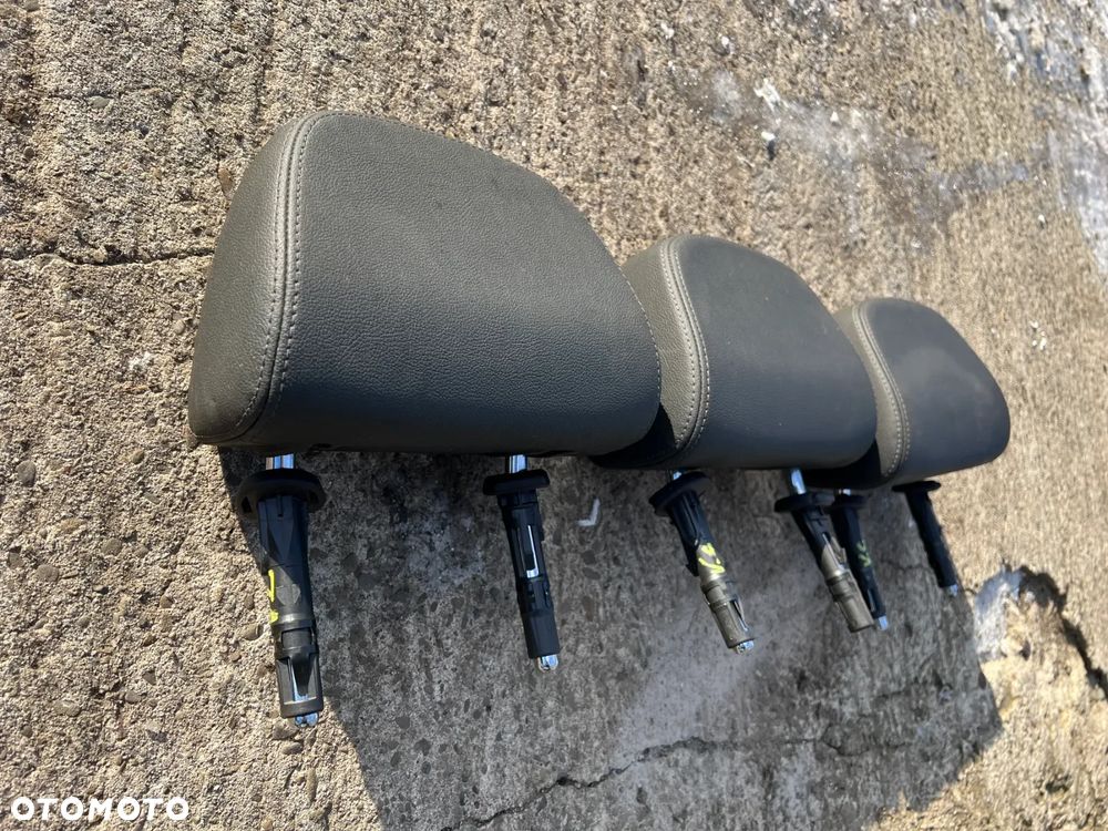 Zagłówek Zagłówki Prowadnice SKÓRA Opel Vectra C Signum - 2