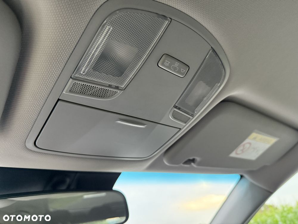 Hyundai i30 1.4 T-GDI DCT YES!+ - 38