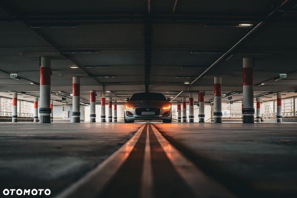 Jaguar F-Type 2.0 Turbo R-Dynamic - 8