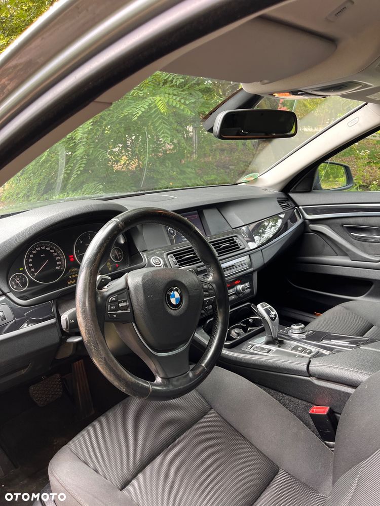 BMW Seria 5 - 12