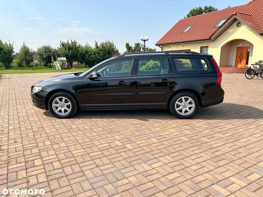 Volvo V70 2.0D Momentum - 13
