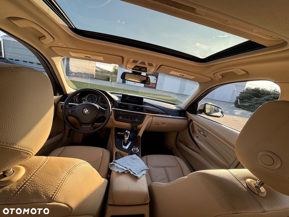 BMW Seria 3 328i xDrive Luxury Line - 5