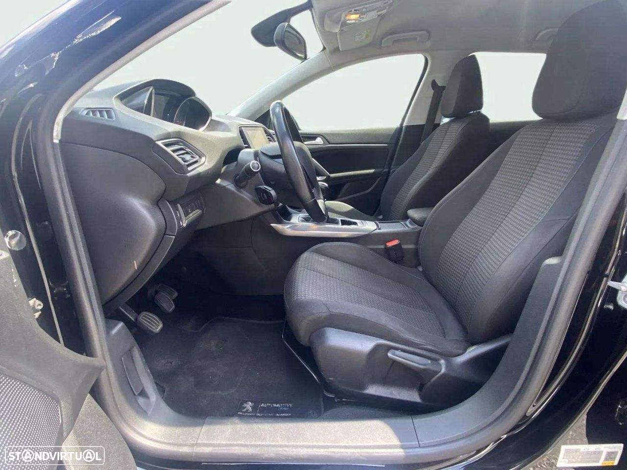 Peugeot 308 SW 1.5 BlueHDi Style - 14