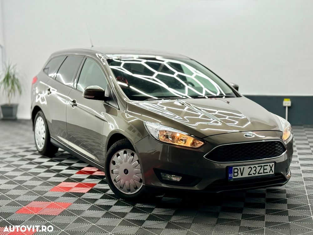 Ford Focus 1.5 TDCi Titanium - 1