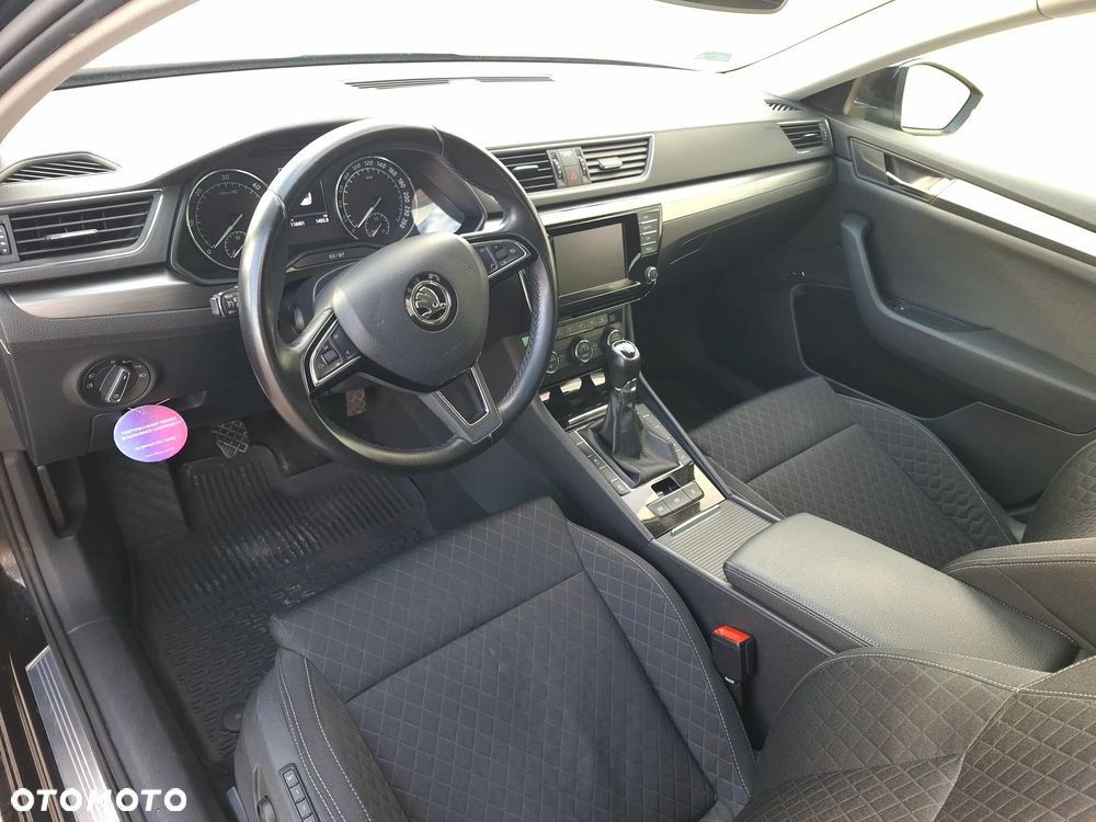 Skoda Superb 2.0 TDI Style - 21