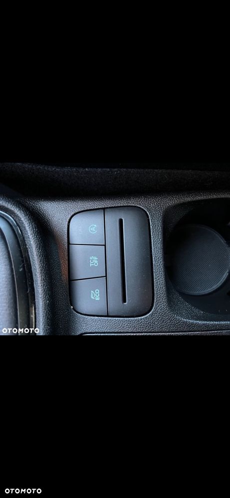 Ford Fiesta 1.1 S&S TREND - 27