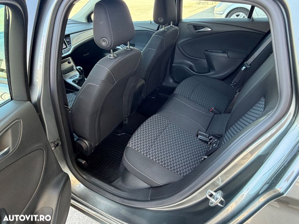 Opel Astra 1.6 D Start/Stop Dynamic - 8