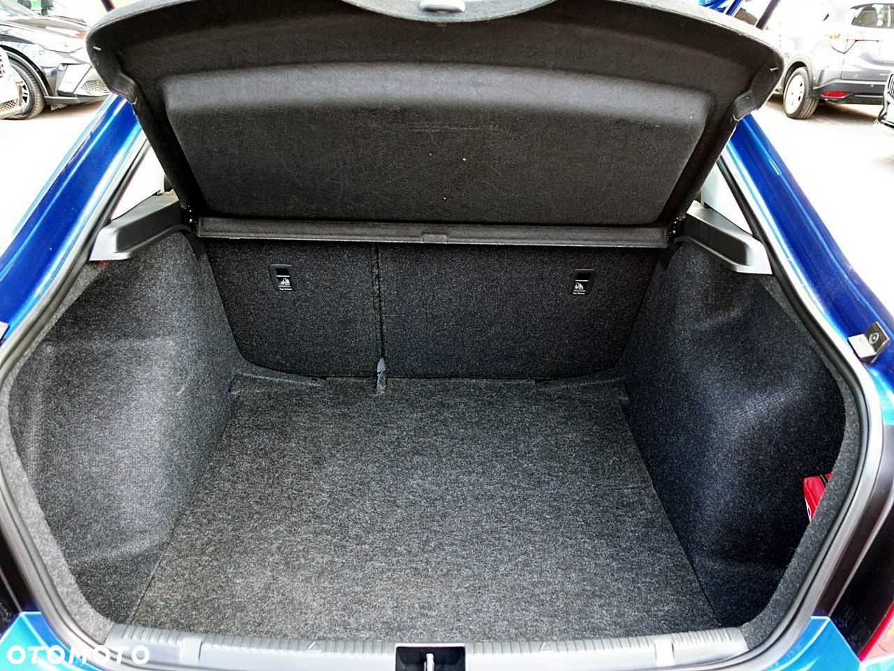 Skoda RAPID - 16