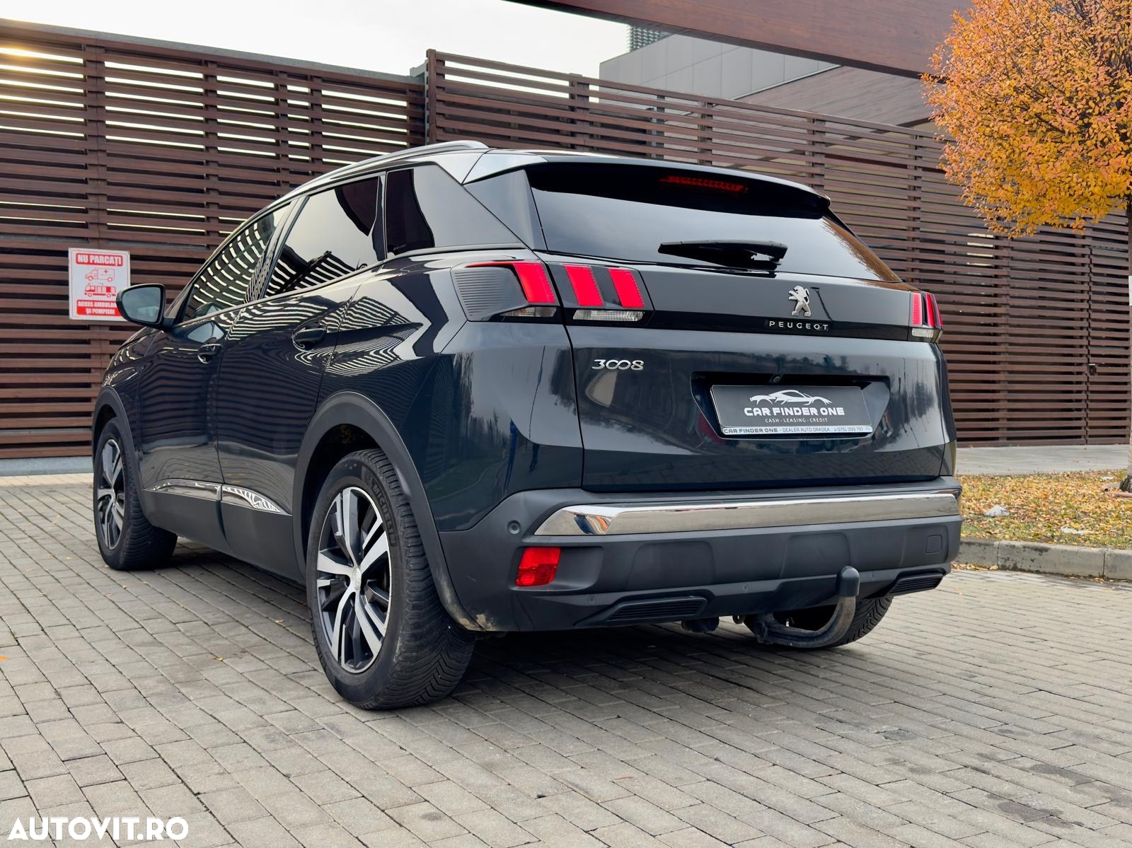 Peugeot 3008 1.5 BlueHDI S&S EAT8 Allure - 3