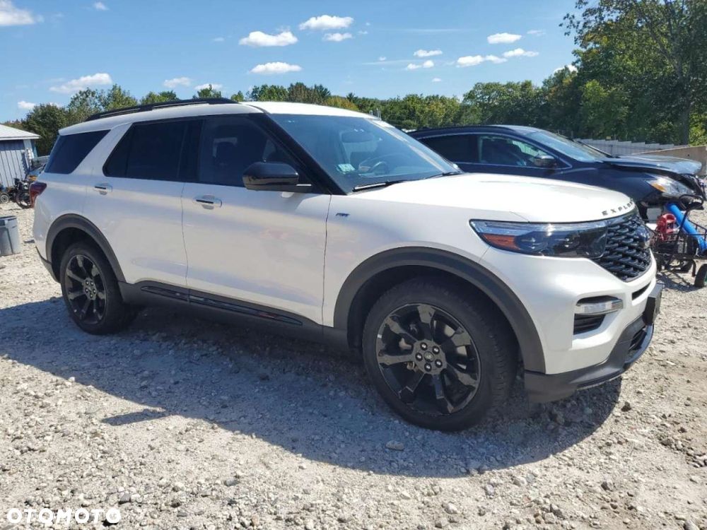 Ford Explorer - 5