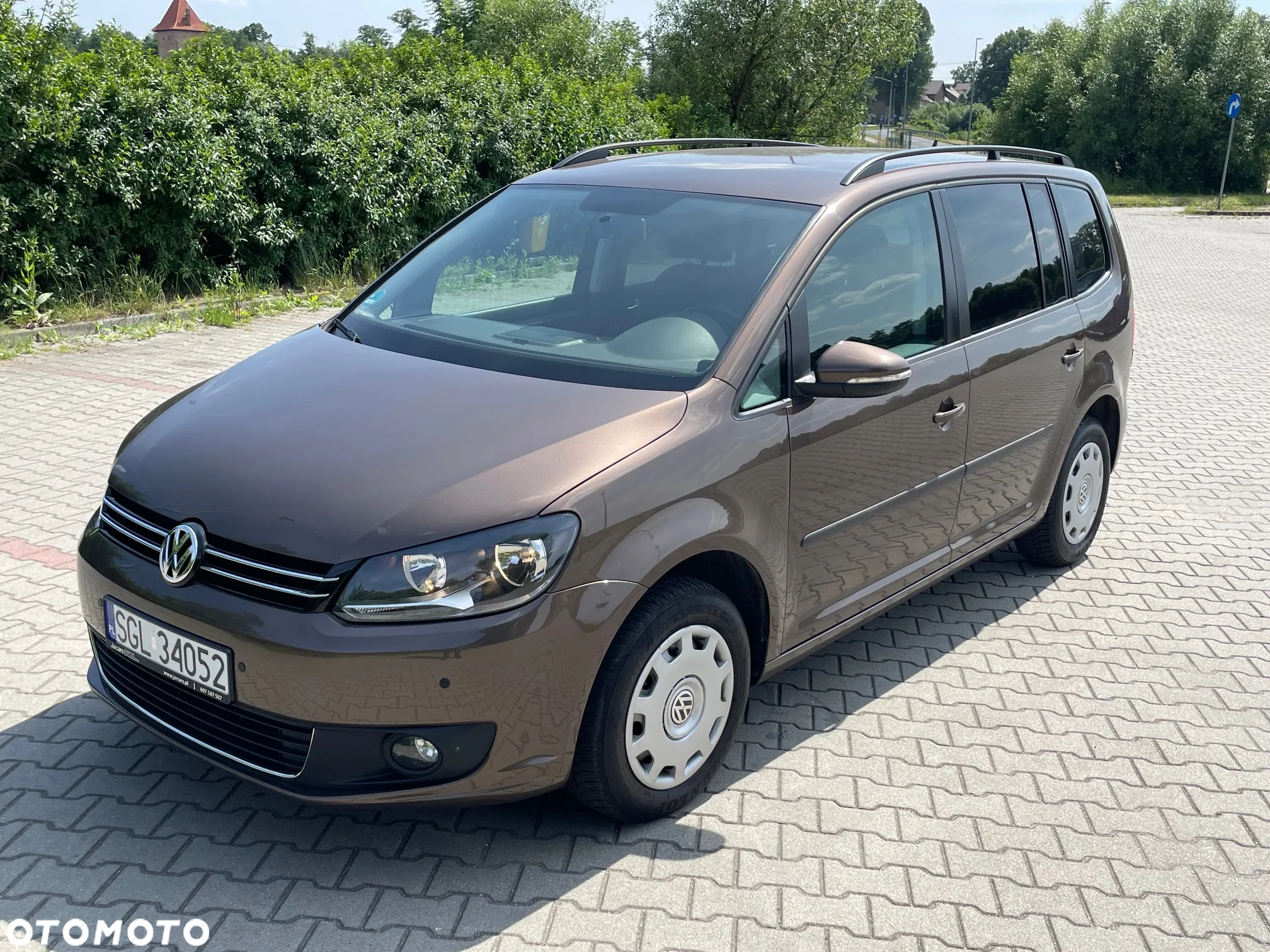 Volkswagen Touran 1.6 TDI DPF BlueMotion Technology DSG Trendline - 16