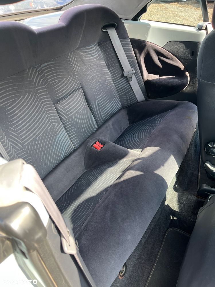 Renault Megane 1.6 - 17