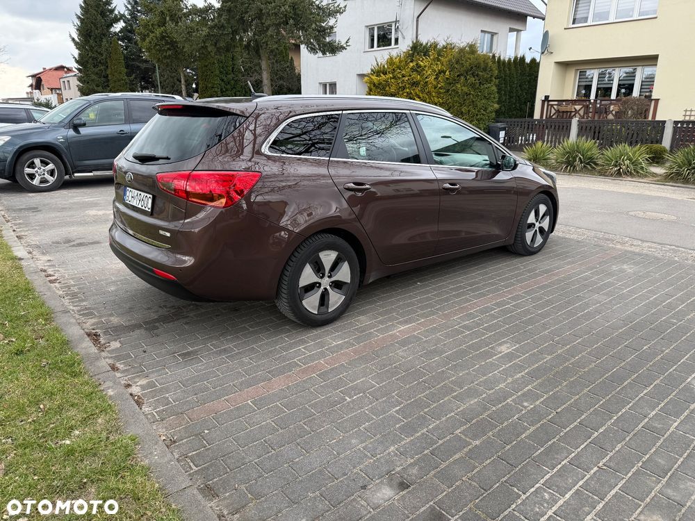 Kia Ceed 1.6 GDI Business Line - 4