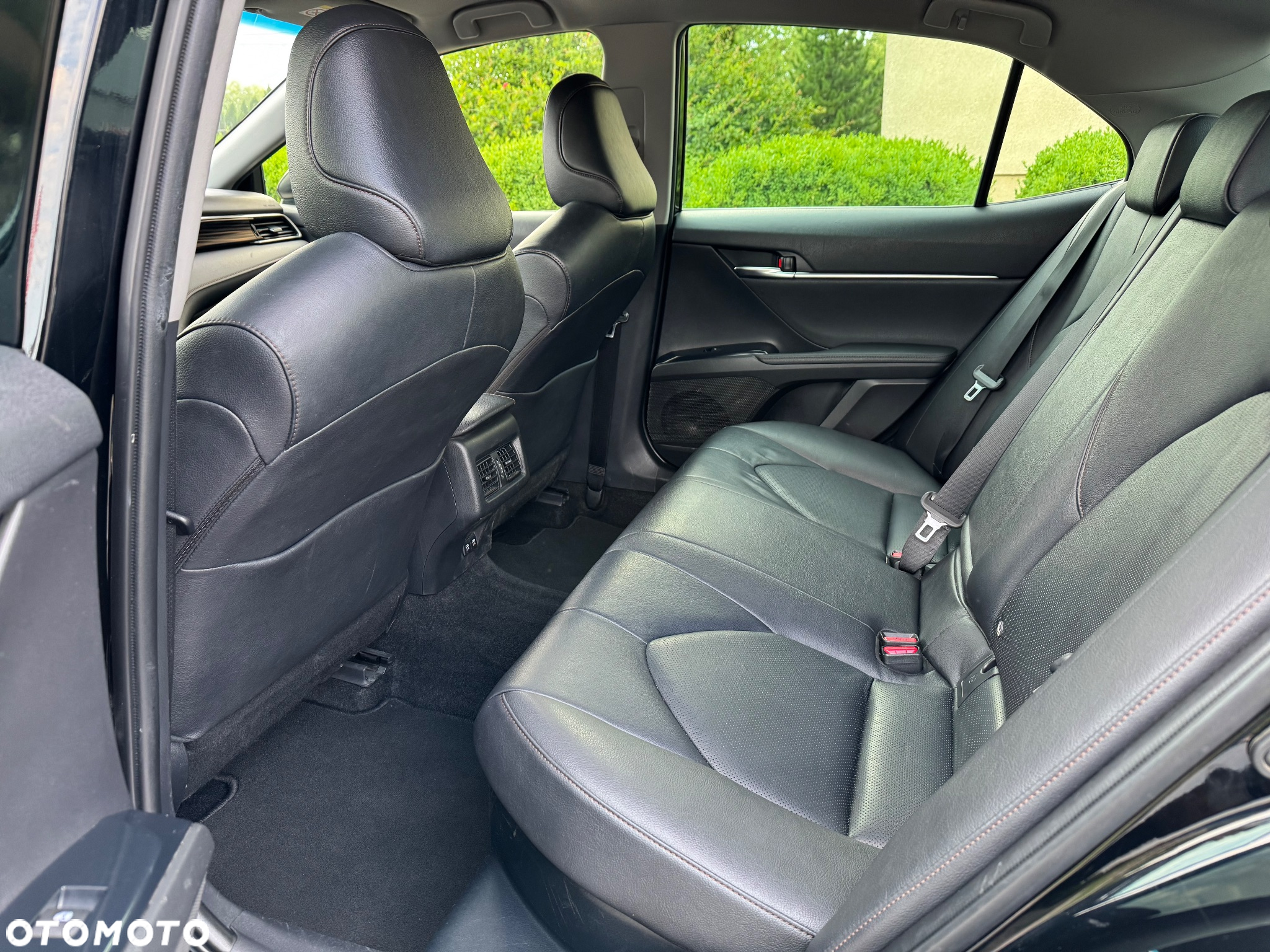 Toyota Camry 2.5 Hybrid Executive CVT - 20