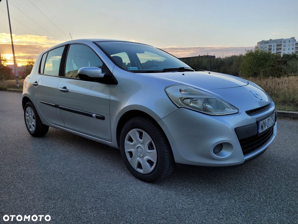 Renault Clio - 2
