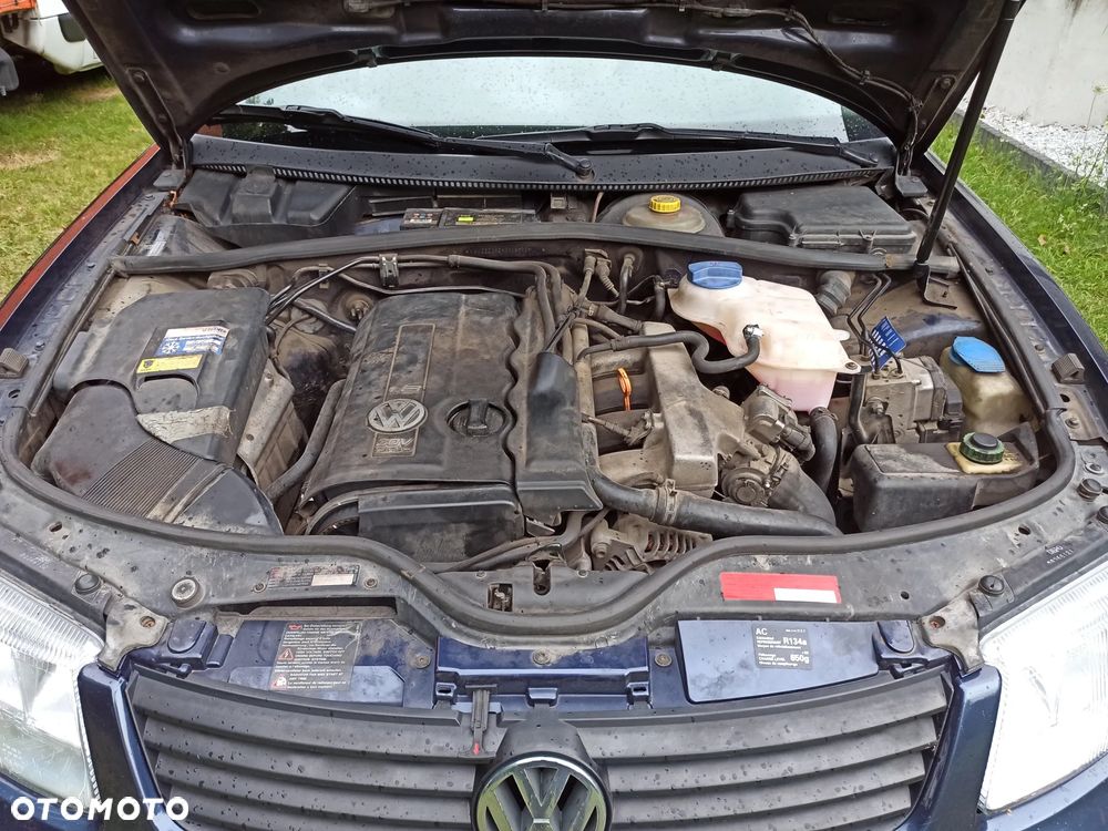 Volkswagen Passat - 16