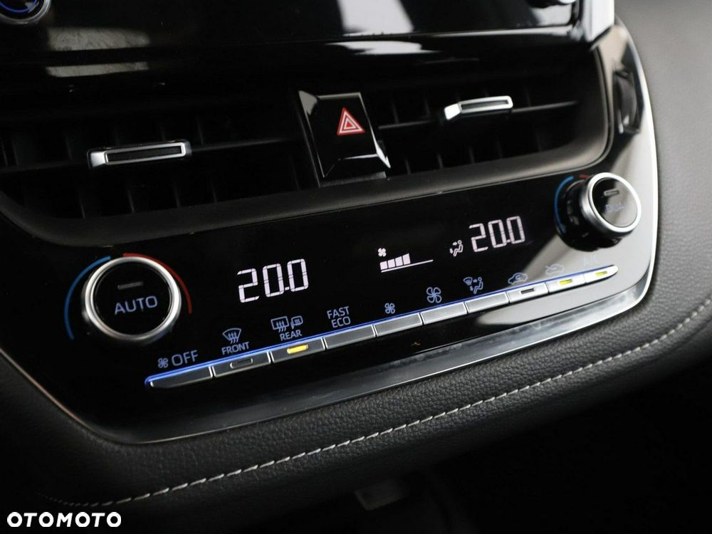 Toyota Corolla 1.8 Hybrid Comfort - 27