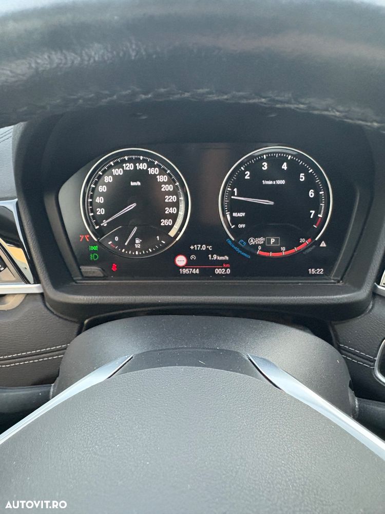 BMW X1 xDrive20i AT xLine - 32