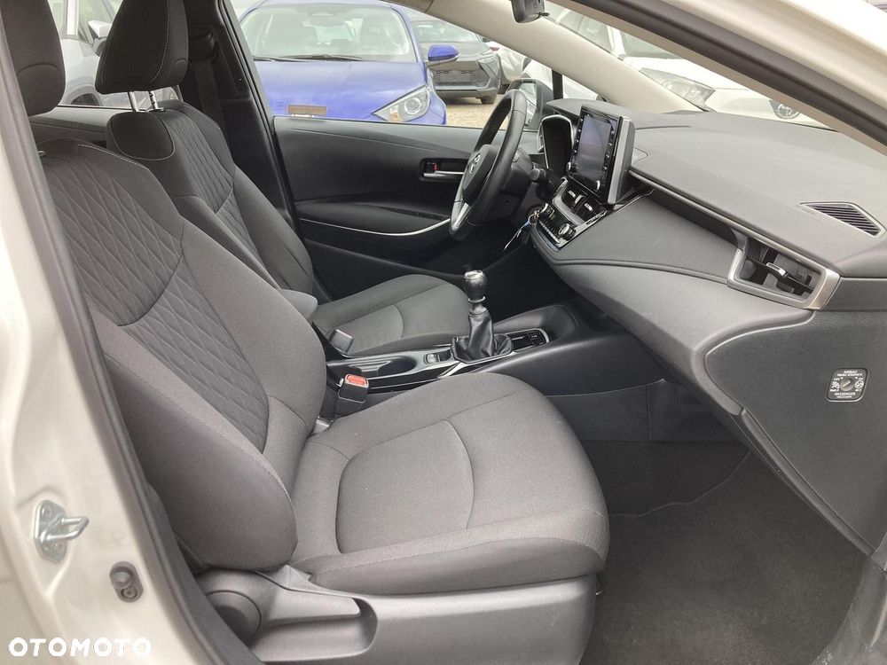 Toyota Corolla 1.6 Comfort - 10