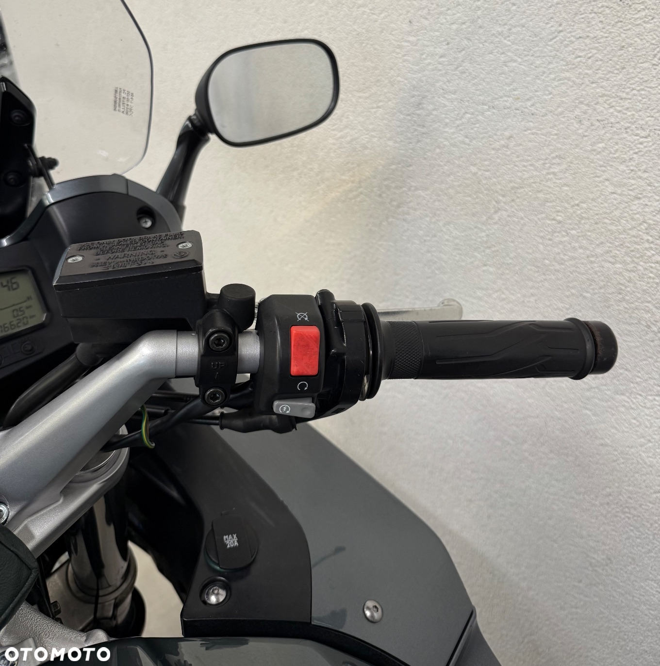 Yamaha FJR - 10