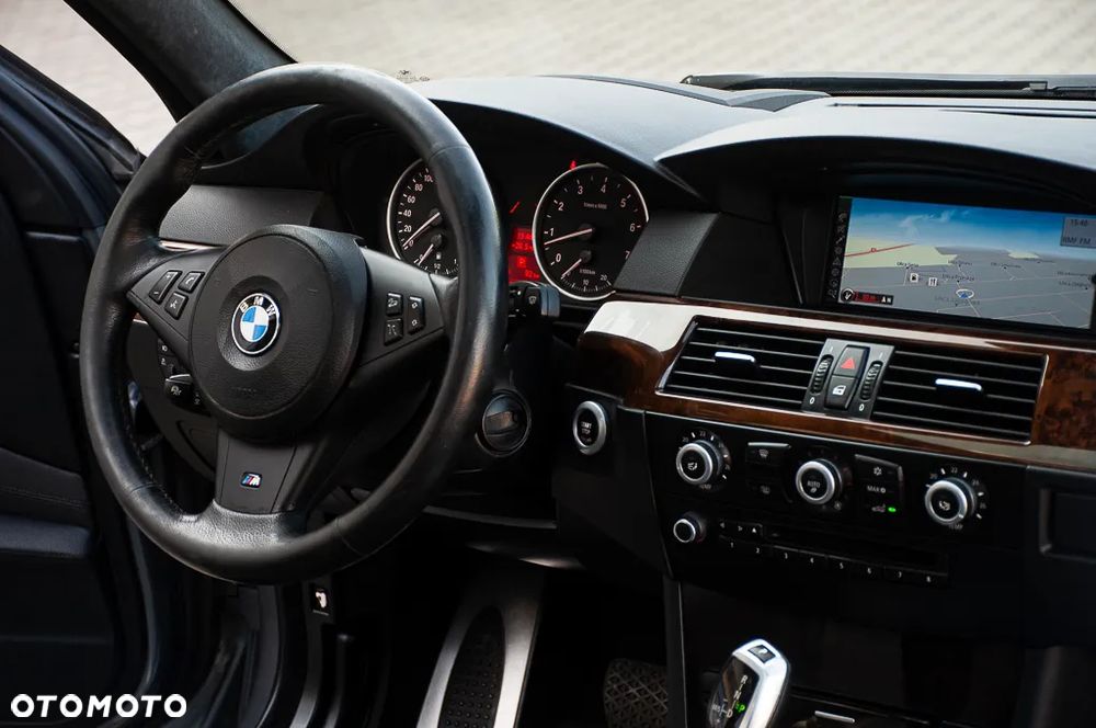 BMW Seria 5 525i xDrive Edition Exclusive - 15