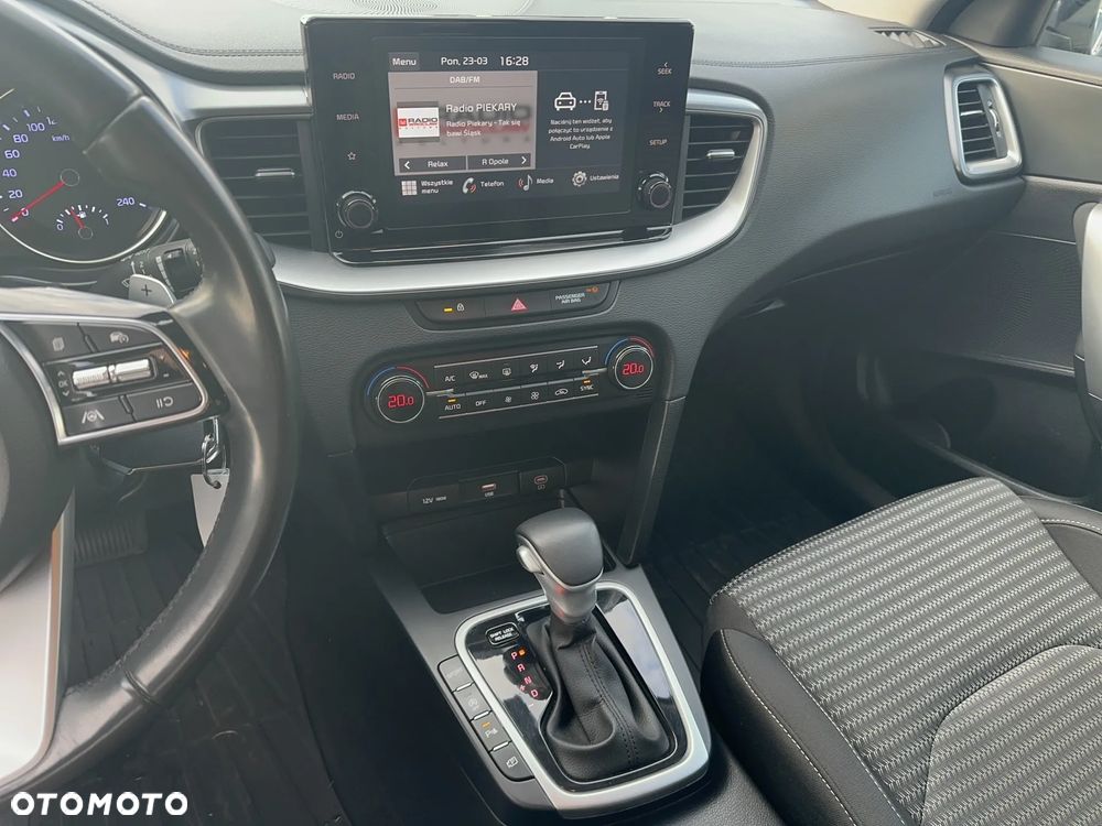 Kia Ceed 1.5 T-GDI M DCT - 16