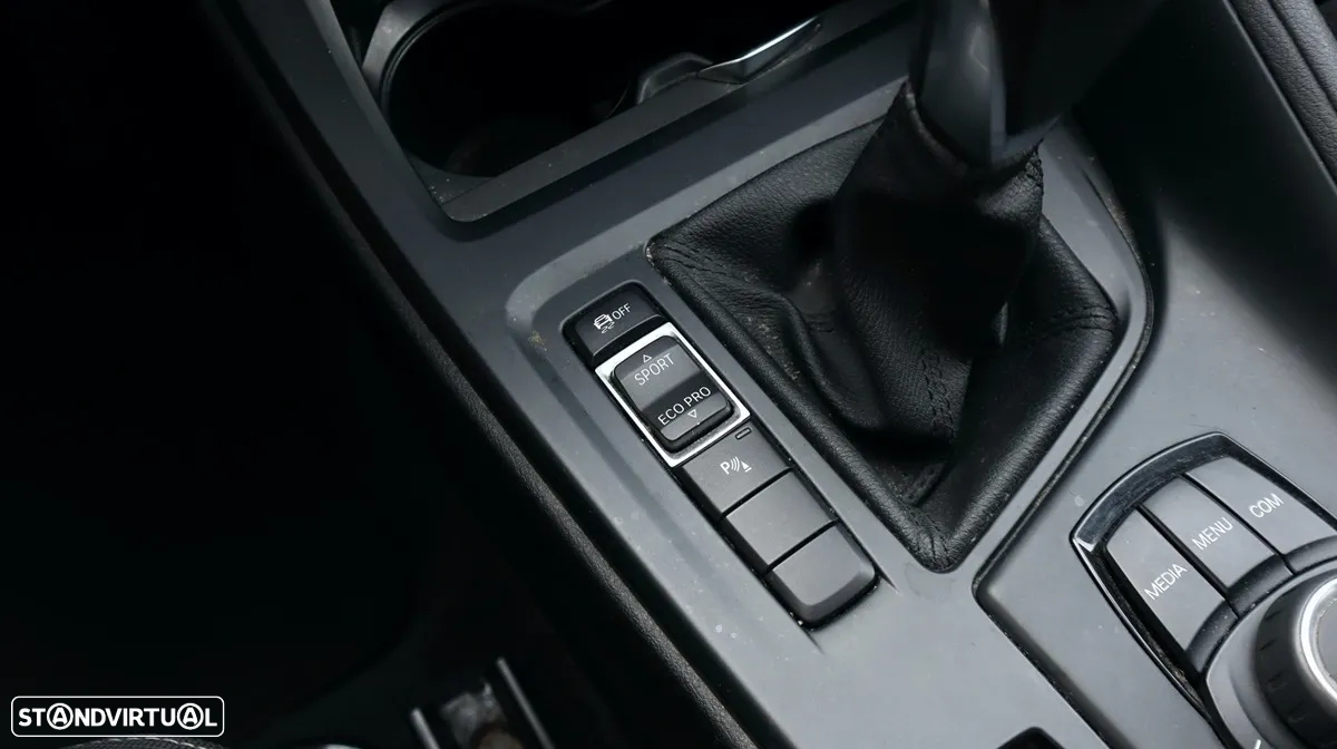 BMW X1 16 d sDrive Advantage - 33