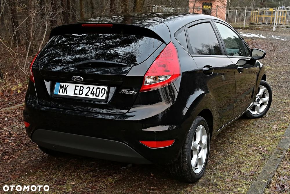 Ford Fiesta 1.25 Champions Edition - 30