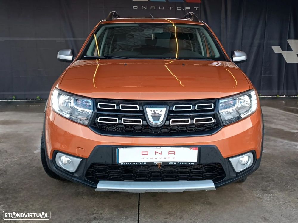 Dacia Sandero Stepway TCe 90 Easy-R S&S Celebration - 2