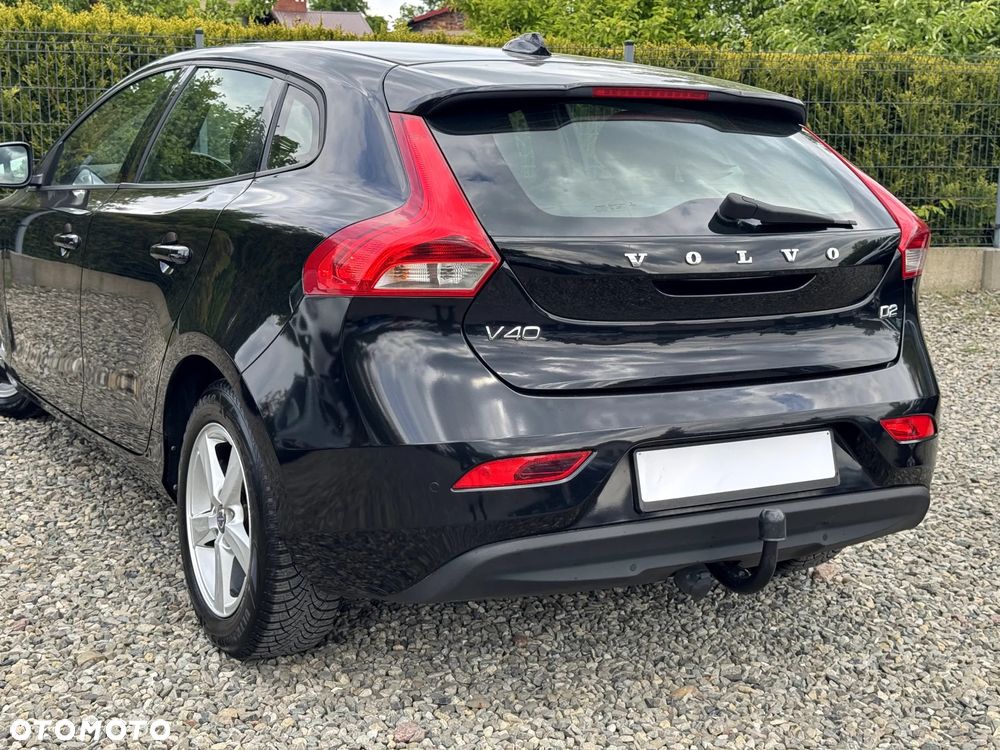 Volvo V40 D2 Momentum - 29