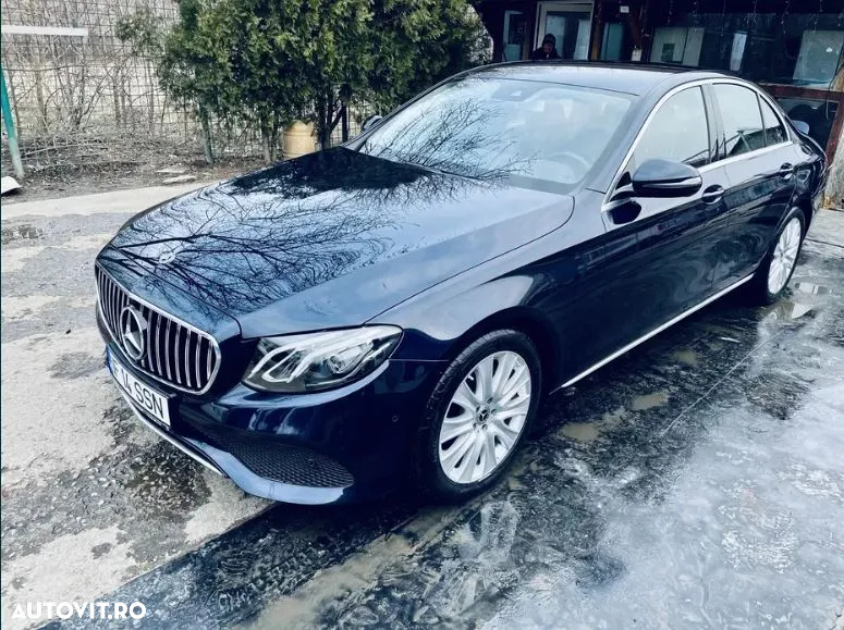 Mercedes-Benz E 200 Aut. - 2