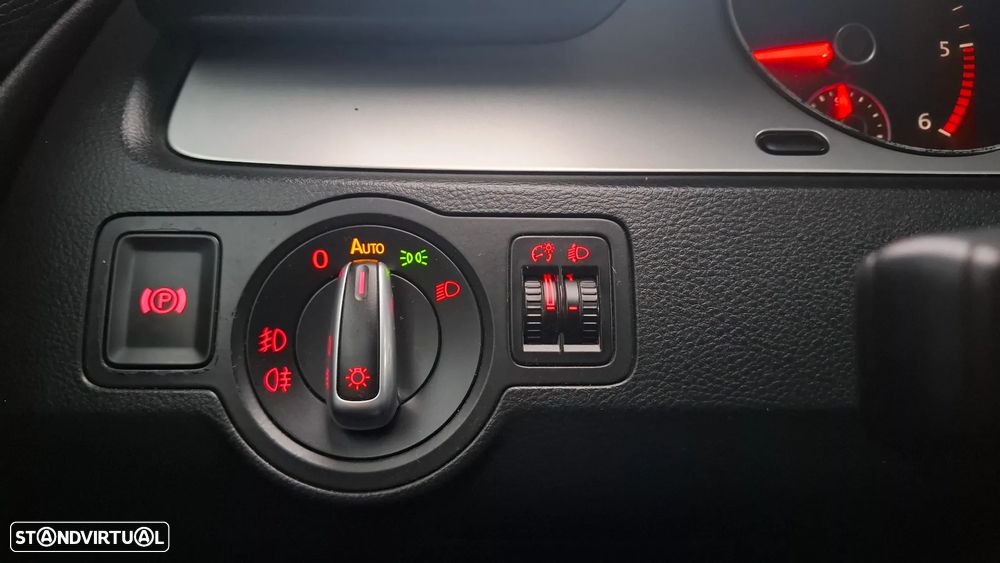 VW Passat CC 2.0 TDi - 37