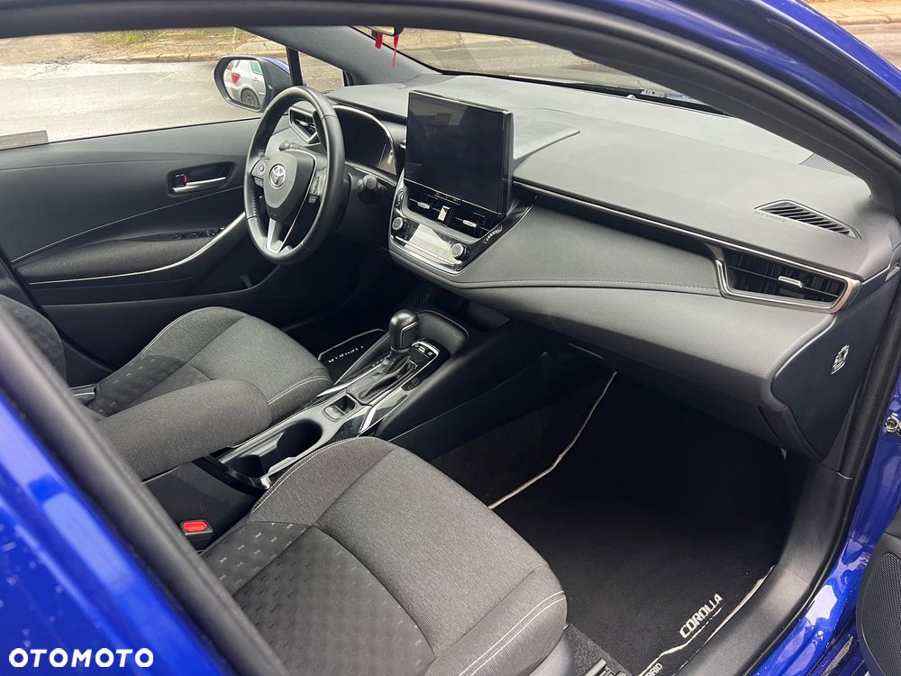 Toyota Corolla 1.8 Hybrid Comfort - 23