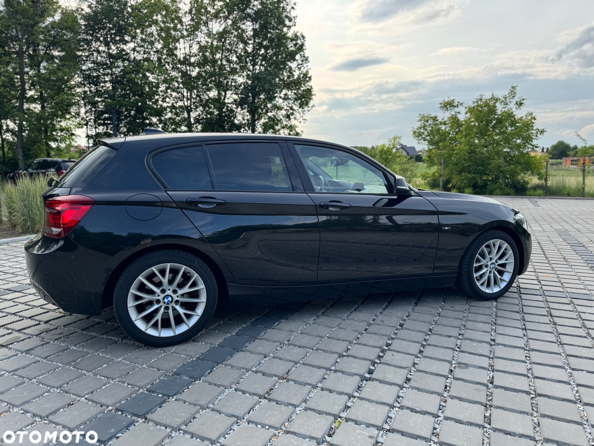 BMW Seria 1 120d Sport-Aut - 4