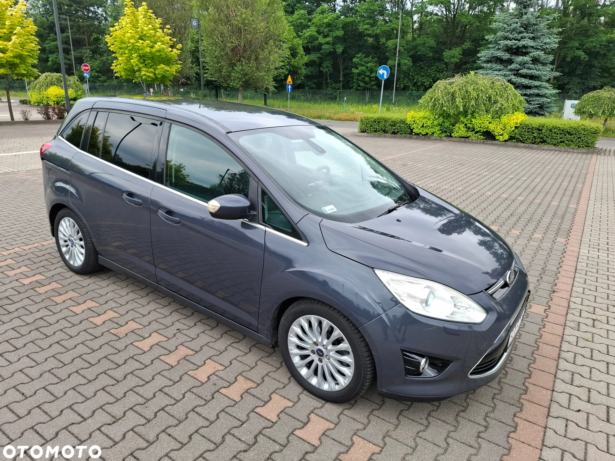 Ford Grand C-MAX - 20