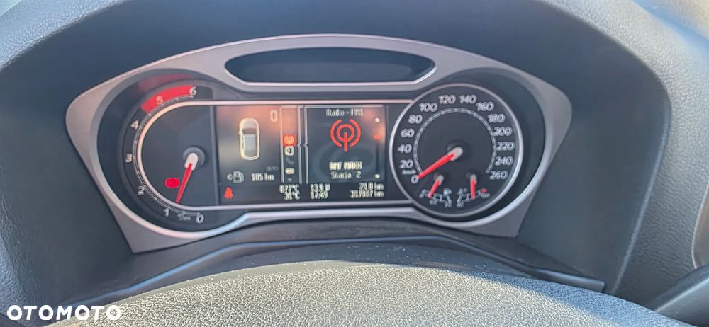 Ford Mondeo 2.0 TDCi Ambiente - 21