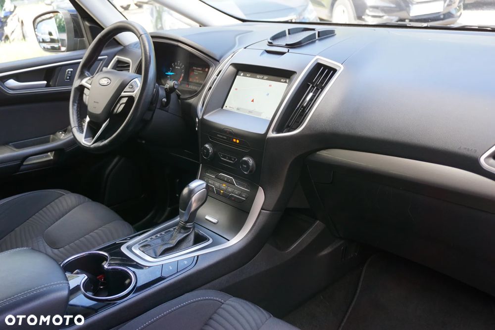 Ford S-Max 2.0 TDCi Titanium PowerShift - 19
