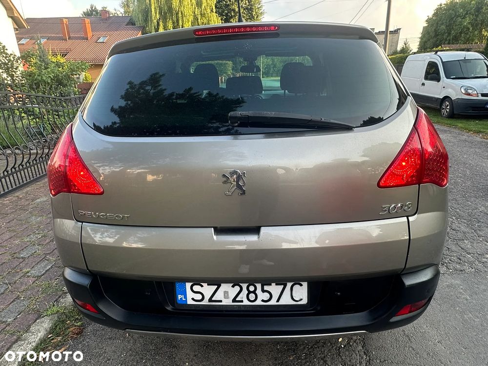 Peugeot 3008 1.6 HDi Premium - 11