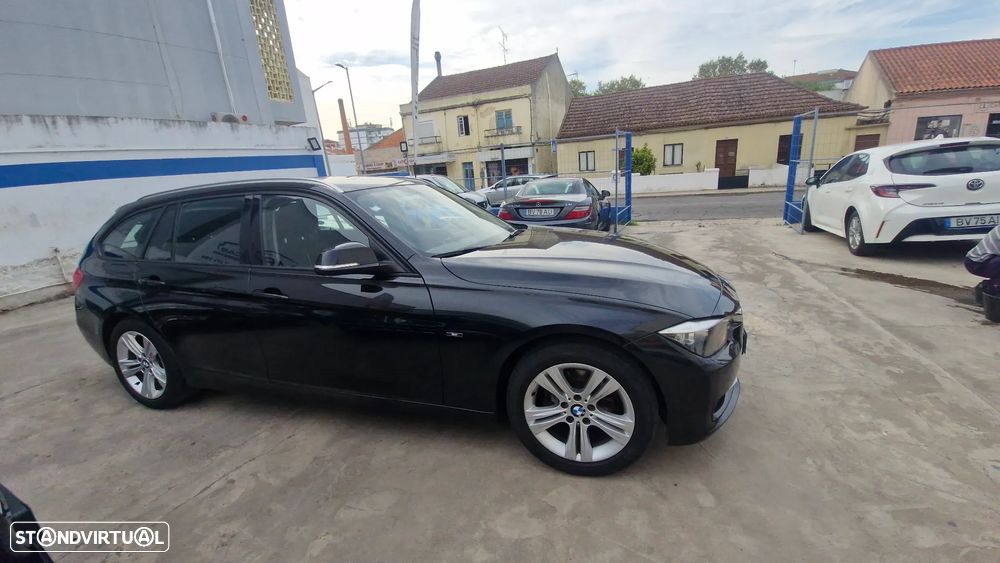 BMW 318 d Touring Auto Line Sport - 3