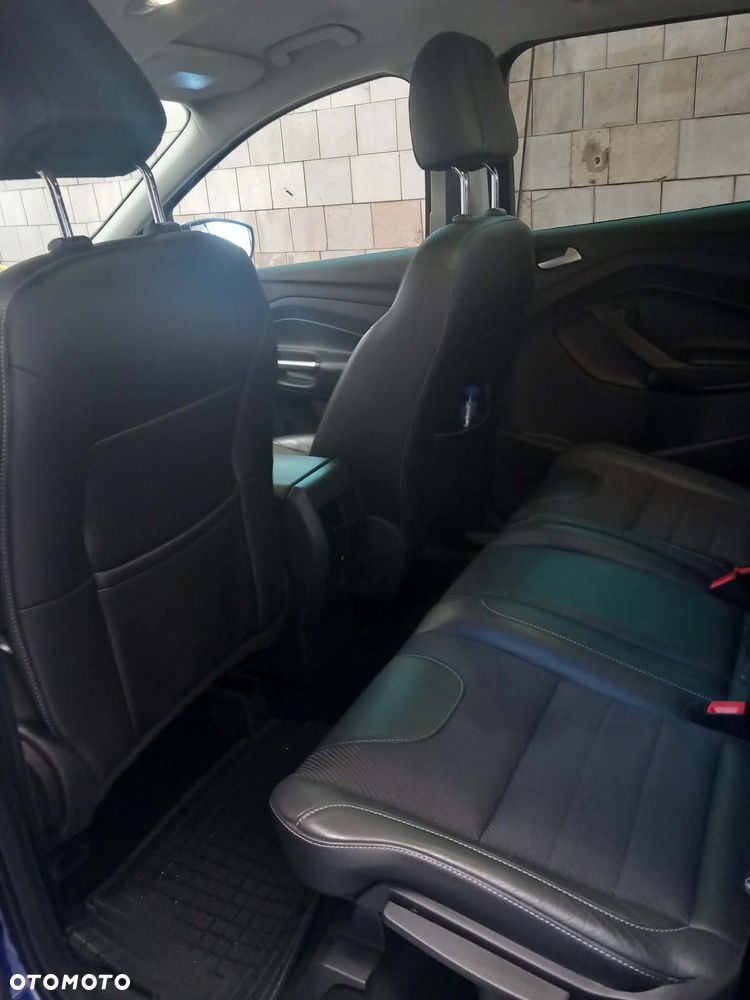 Ford Kuga 2.0 TDCi 2x4 Titanium - 7