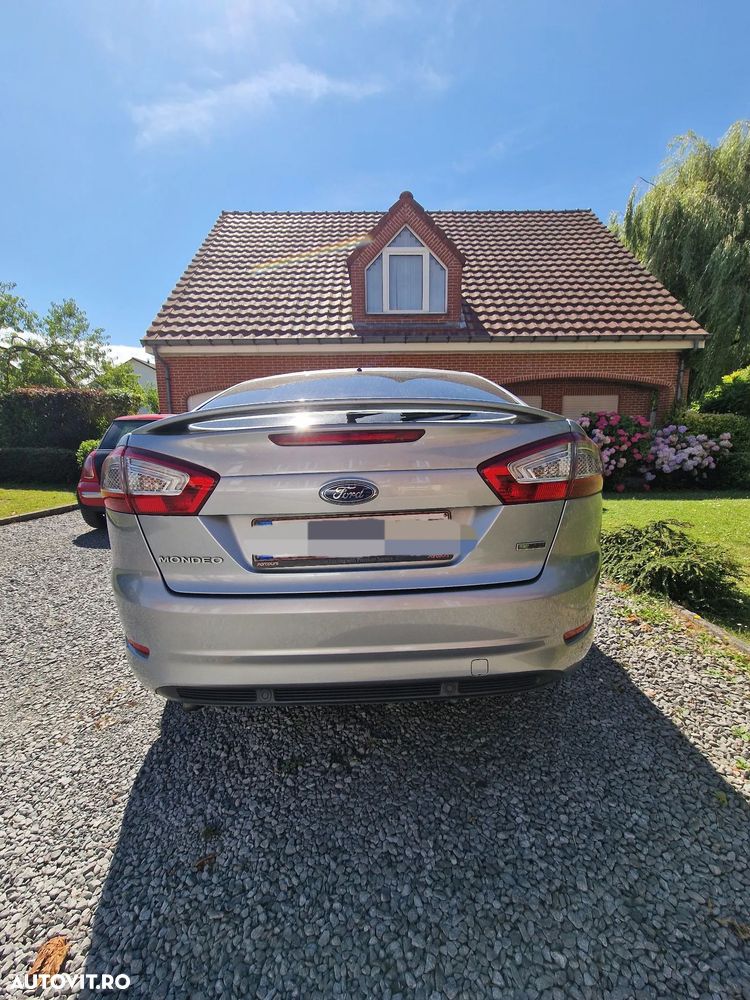 Ford Mondeo - 4