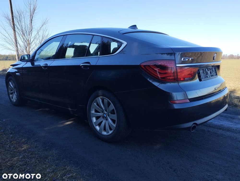 BMW 5GT 535i - 11
