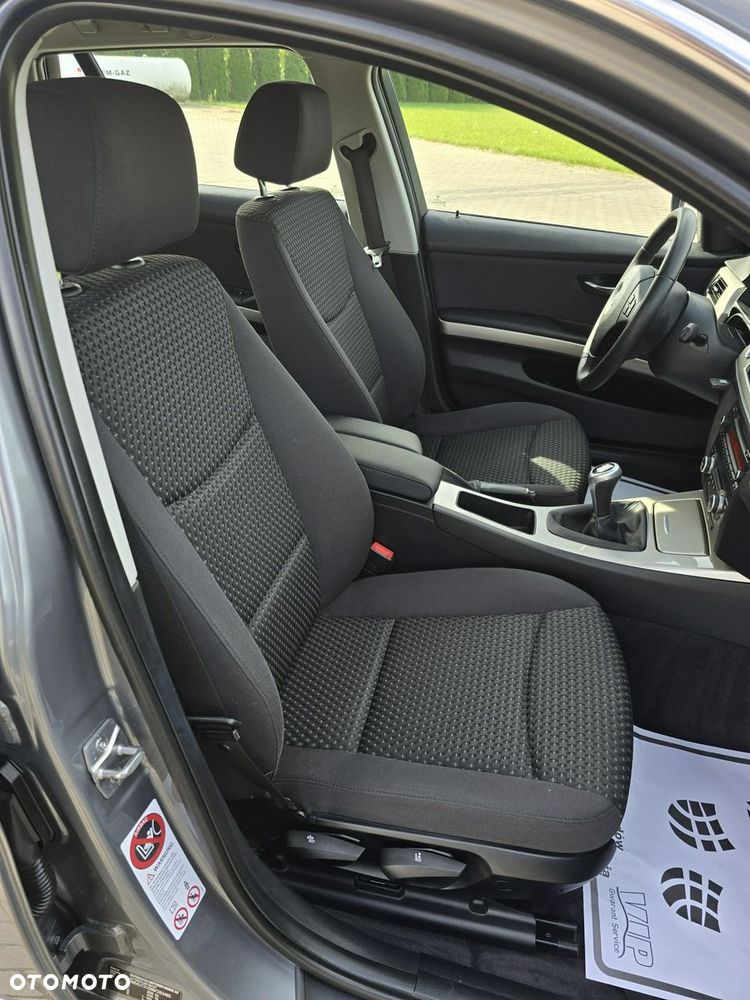 BMW Seria 3 - 22