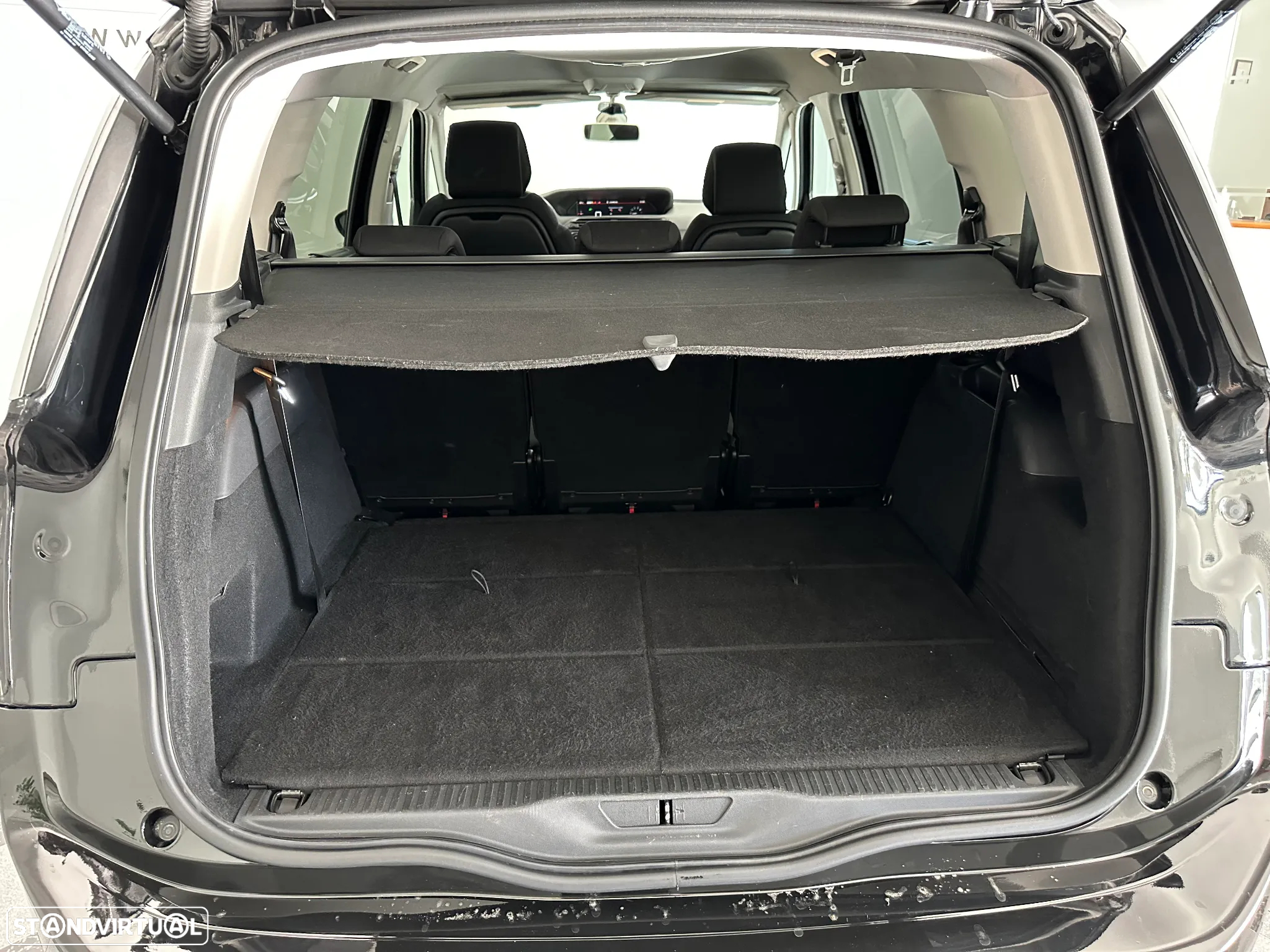 Citroën C4 Grand Picasso 1.6 BlueHDi Shine - 29