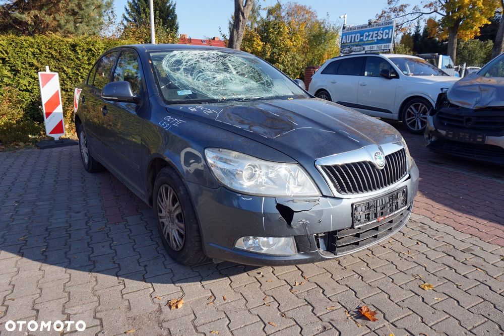 SKODA OCTAVIA II 1Z3 LIFT LB LIFTBACK 2009 LF8J 9153 1.9 TDI BXE 105KM JCR SZARY na części - 7