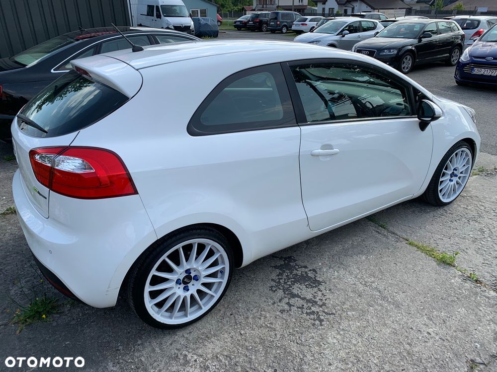 Kia Rio 1.2 Business Line - 6