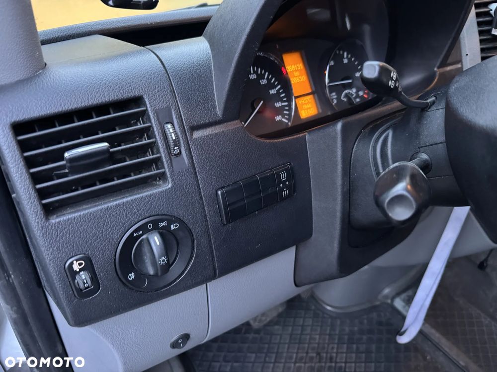 Mercedes-Benz SPRINTER - 15